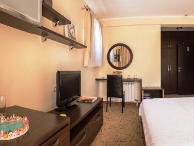 בודווה Hotel Odissey Jaz מראה חיצוני תמונה